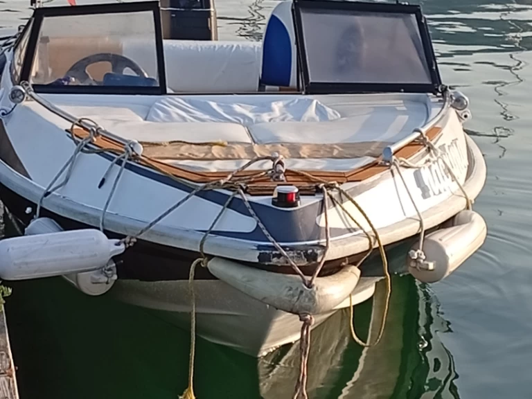 Hire Motorboat hellas pegasus + selva xrs 40 HP with a boat licence