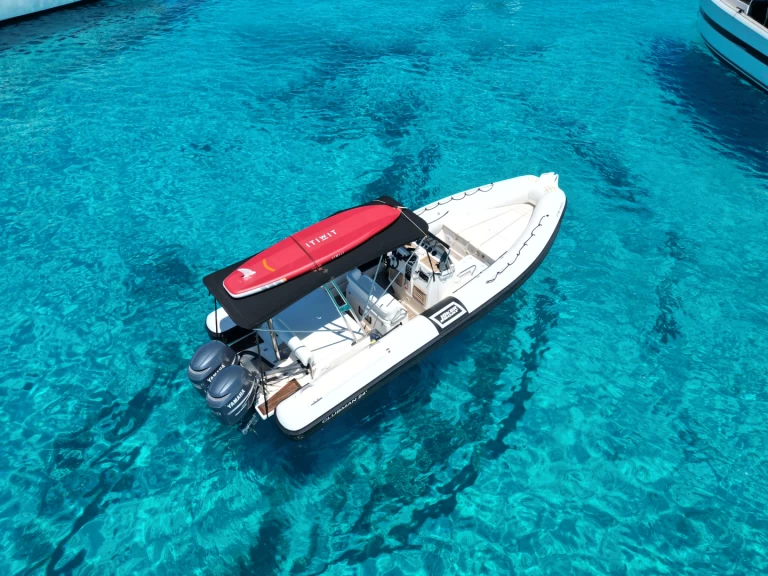 Hire RIB Almarine with a boat licence