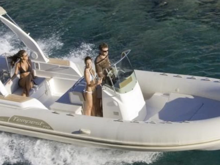 Yacht charter Arcachon - Capelli Tempest 800 on SamBoat
