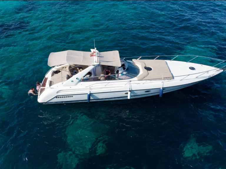 Hire a Sunseeker Tomahawk 41 Marina De Cala D'Or