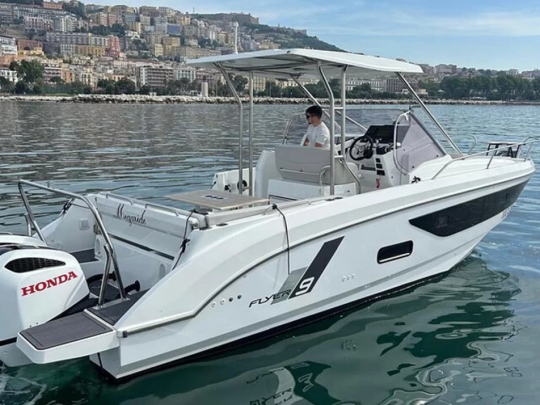 Hire Motorboat with or without skipper Bénéteau Naples