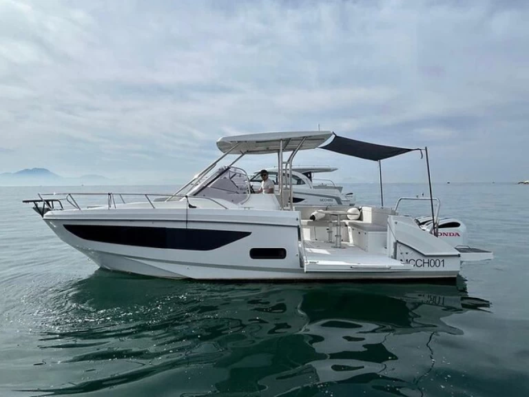 Motorboat to hire Naples at the best price