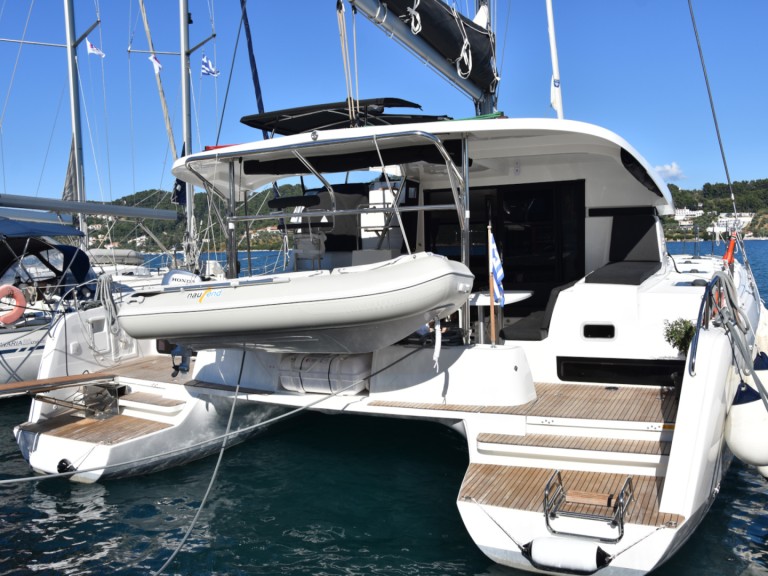 Hire Catamaran with or without skipper Lagoon Alimos