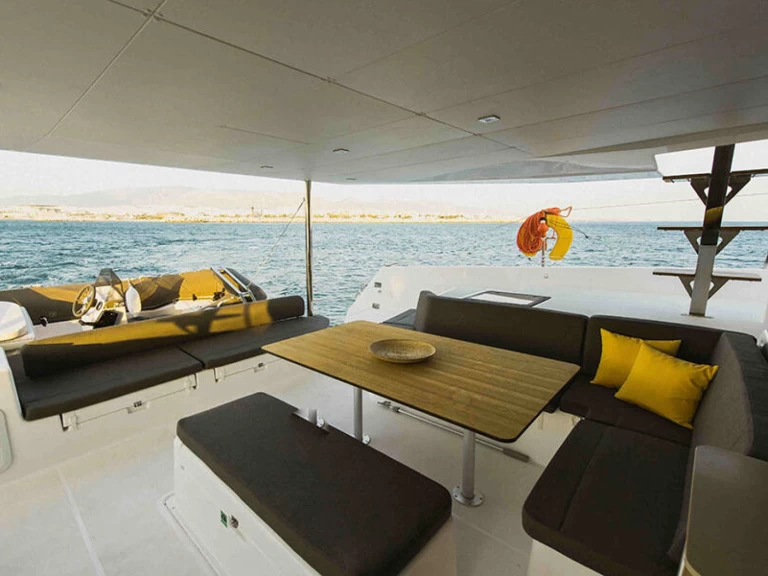 Yacht charter Piraeus - Dufour Dufour Catamarans 48 Sail on SamBoat