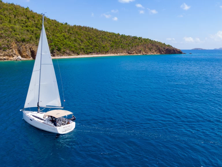 Sailboat hire in Road Town - Jeanneau Sun Odyssey 349