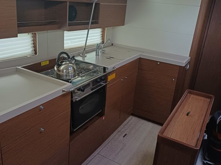 Yacht charter Alimos - Bénéteau Oceanis 46.1 on SamBoat