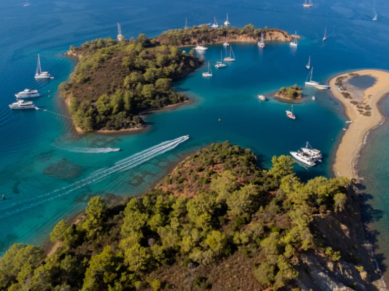 Aventura Aventura 37 charter bareboat or skippered in  Fethiye