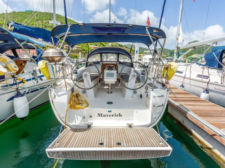 Charter a Bavaria Bavaria 34 in Road Town on Samboat