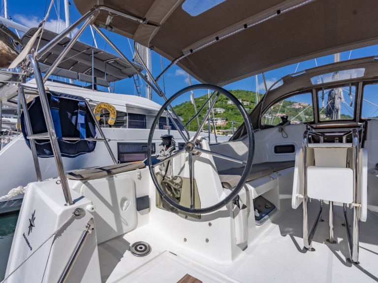 Yacht charter Road Town - Jeanneau Sun Odyssey 349 on SamBoat