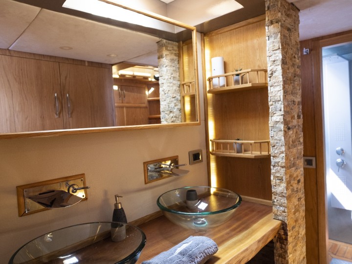 Yacht charter Néa Péramos -  Catamaran on SamBoat