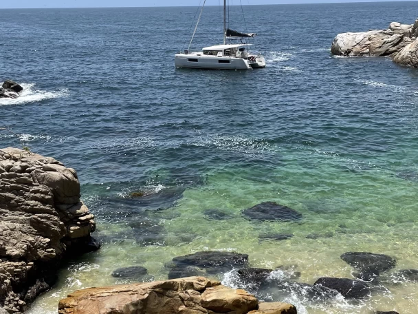 Hire Catamaran with or without skipper Lagoon Marina Vallarta