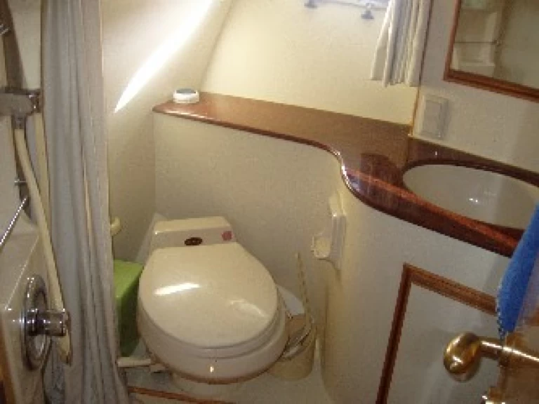 Hire a Horizon Elegance 54 Fly Porto Turistico Di Roma (Ostia)