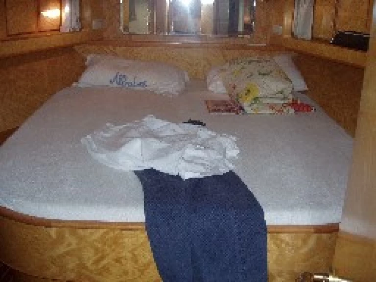 Luxury Yacht hire in Porto Turistico Di Roma (Ostia) - Horizon Elegance 54 Fly