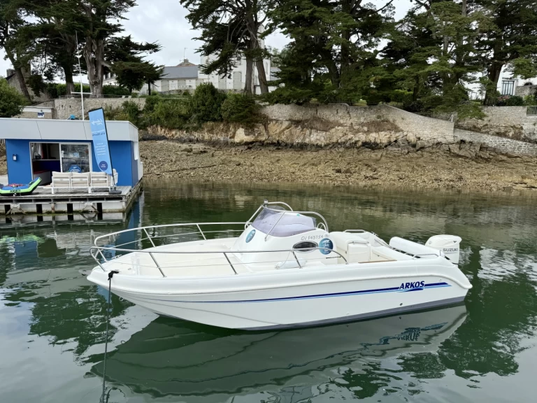 Yacht charter Port de Sainte-Marine - Arkos 607 WA on SamBoat