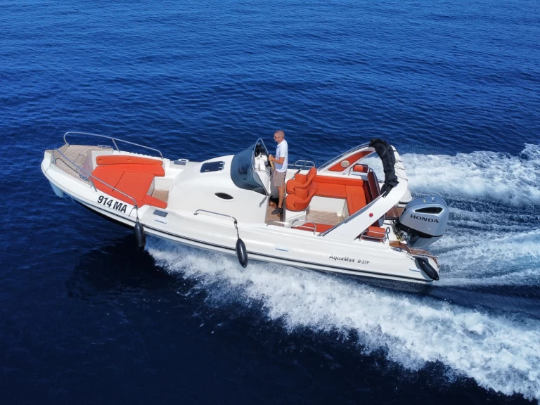 Yacht hire Makarska cheap Aqumax B-27F