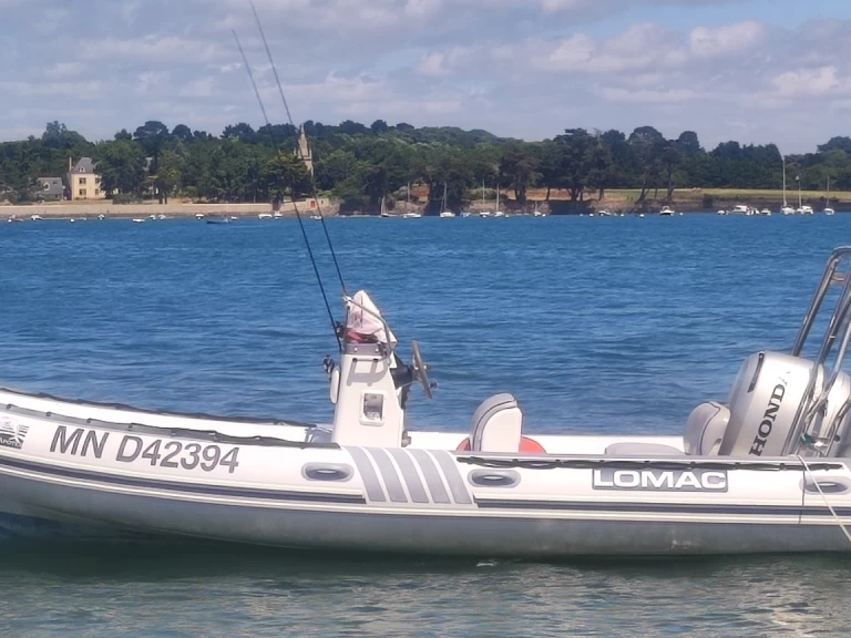 Hire RIB with or without skipper Lomac Vannes