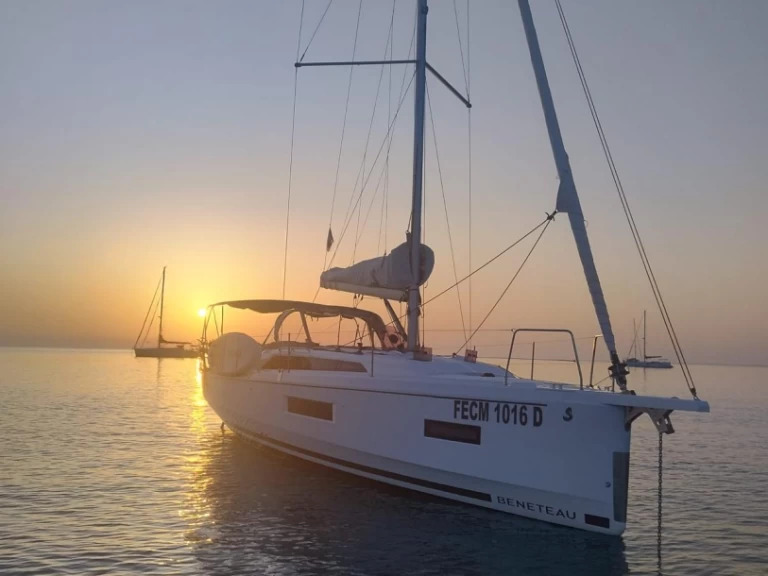 Hire a Bénéteau Oceanis 37.1 Villasimius