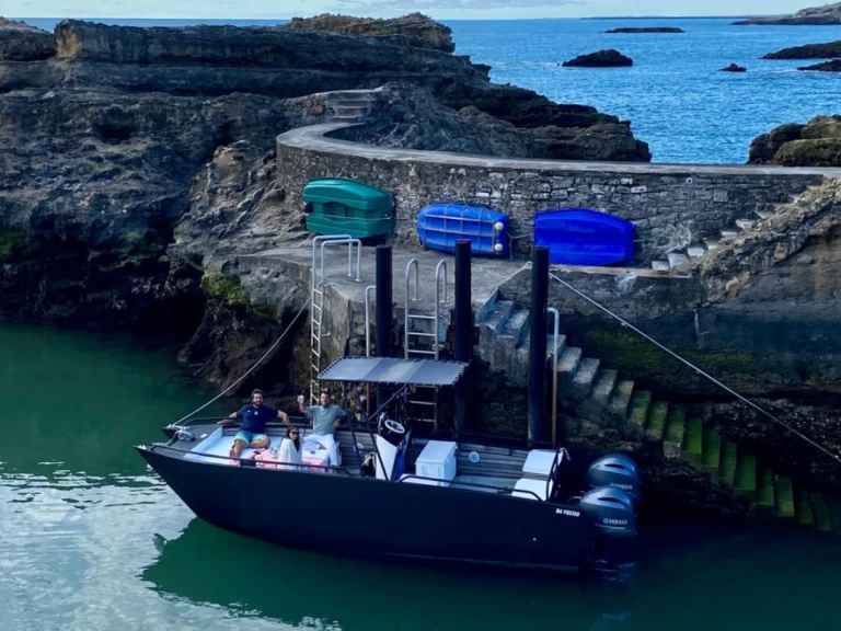 Yacht hire Hendaye cheap Catamaran One Off