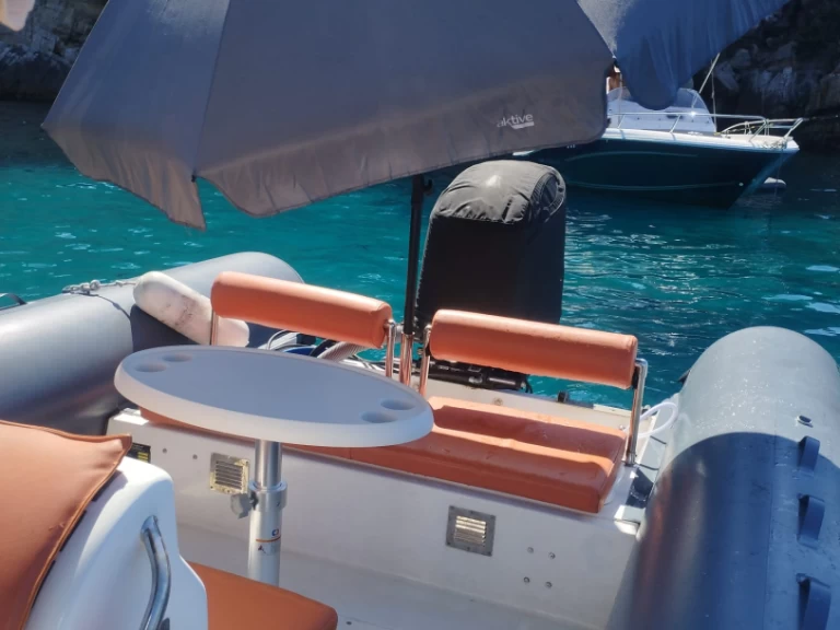 Yacht charter Cannes - Northstar Northstar 185 WRT on SamBoat