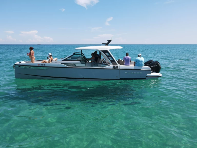 Yacht hire West Palm Beach cheap Saxdor 320 GTO