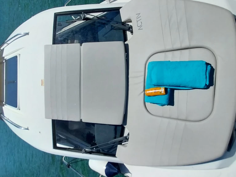Charter a Quicksilver Activ 705 Weekend in Dubrovnik on Samboat