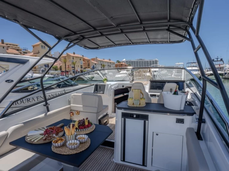 Hire Motorboat with or without skipper Finnmaster Vilamoura