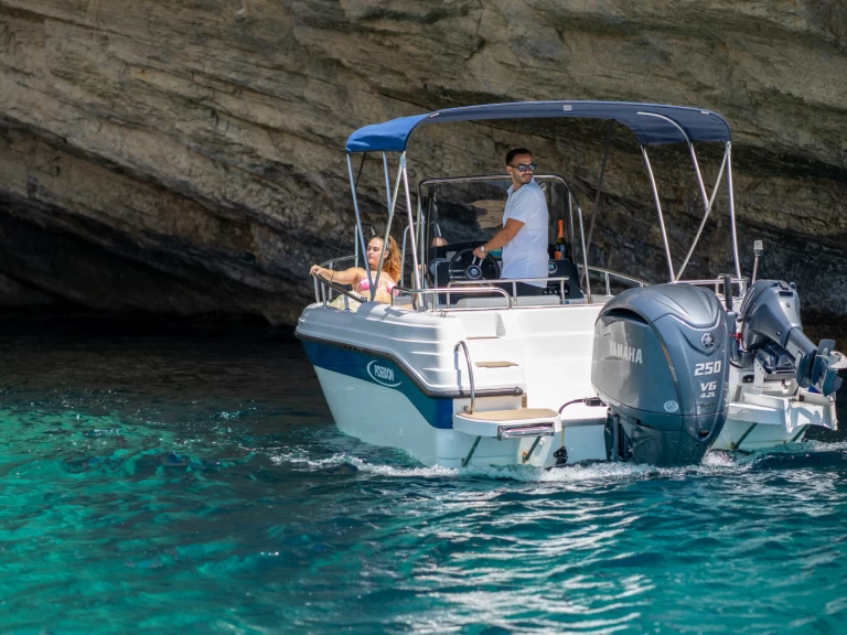 Motorboat to hire Zakynthos at the best price