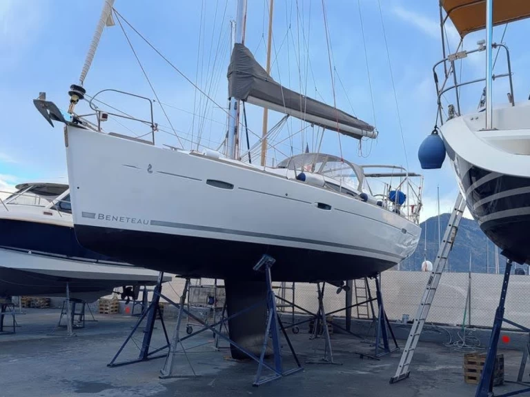 Sailboat hire in Puerto Altea - Bénéteau Oceanis 40