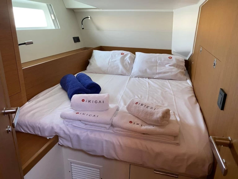 Sailboat hire in Lávrio - Bénéteau First 53