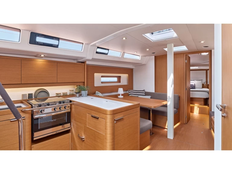 Yacht charter Lávrio - Bénéteau First 44 on SamBoat