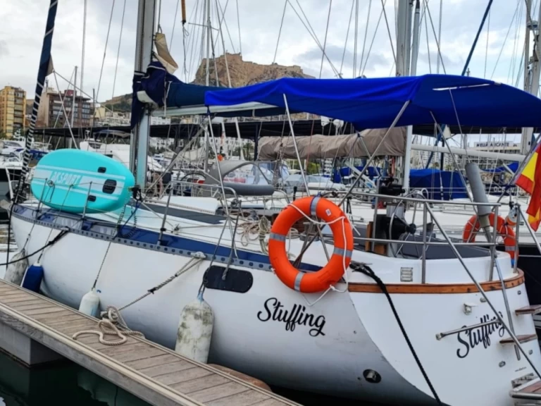 Charter a MARIOLA ACUADRAC in Alicante on Samboat
