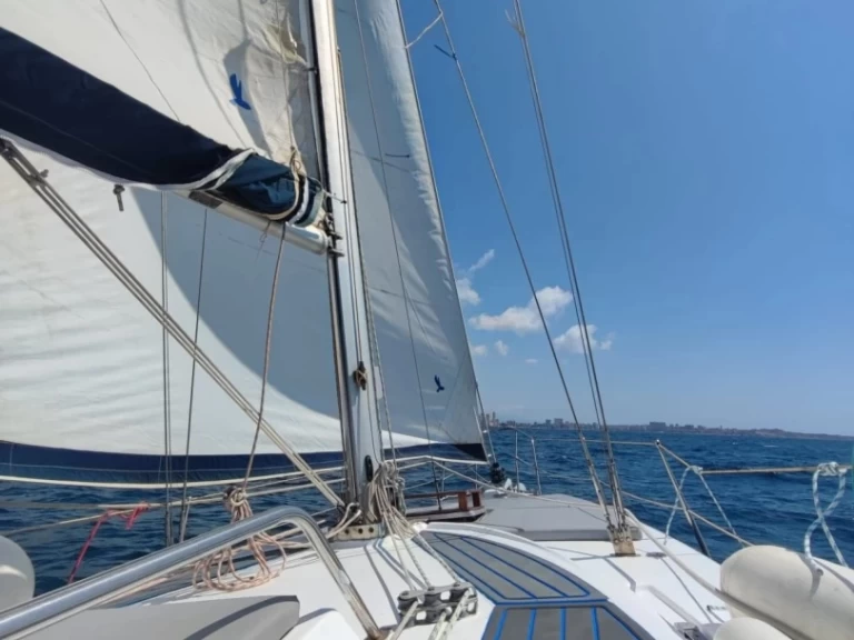 Hire Sailboat with or without skipper MARIOLA Alicante