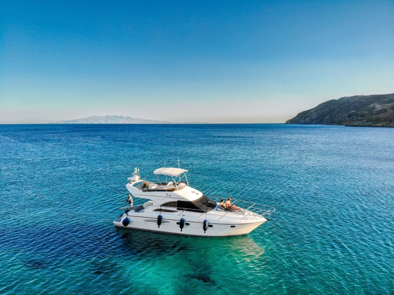 Yacht hire Mykonos (City) cheap Princess 40 Fly