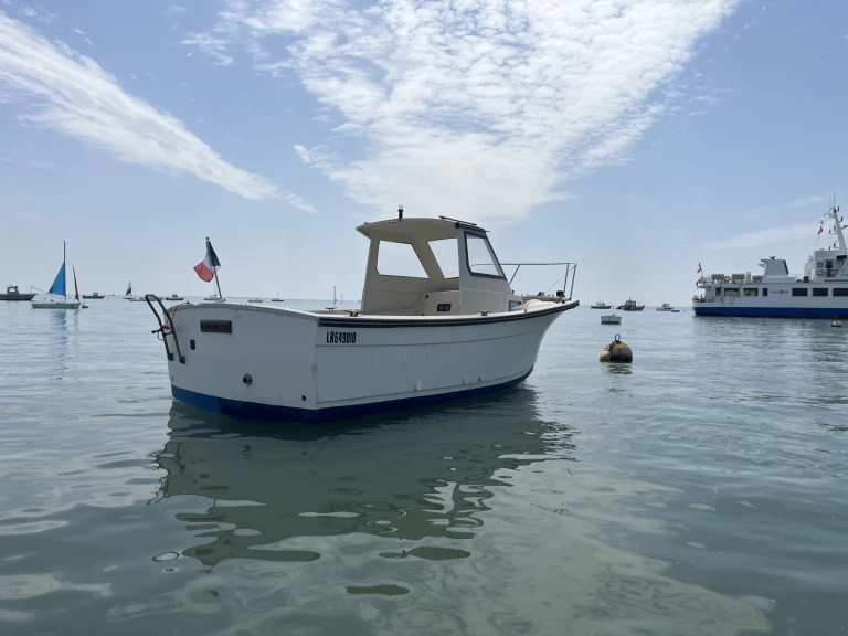 Motorboat to hire Île d'Aix at the best price