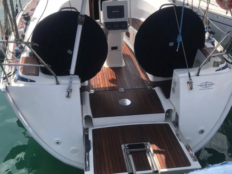 Yacht hire Alicante cheap Bavaria 40 Cruiser