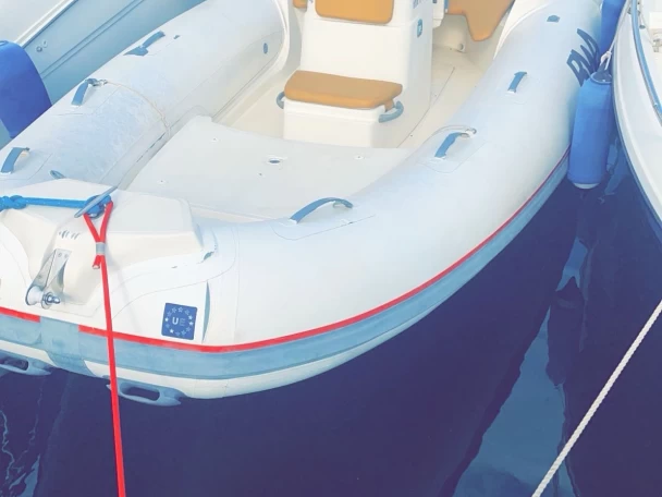 Hire a Bwa Sport 19 GT Toulon Ferry Port
