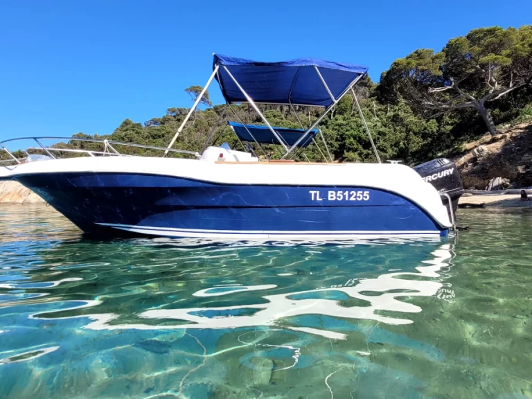 Hire a Quicksilver Quicksilver 630 Open Commander Ayguade-Ceinturon