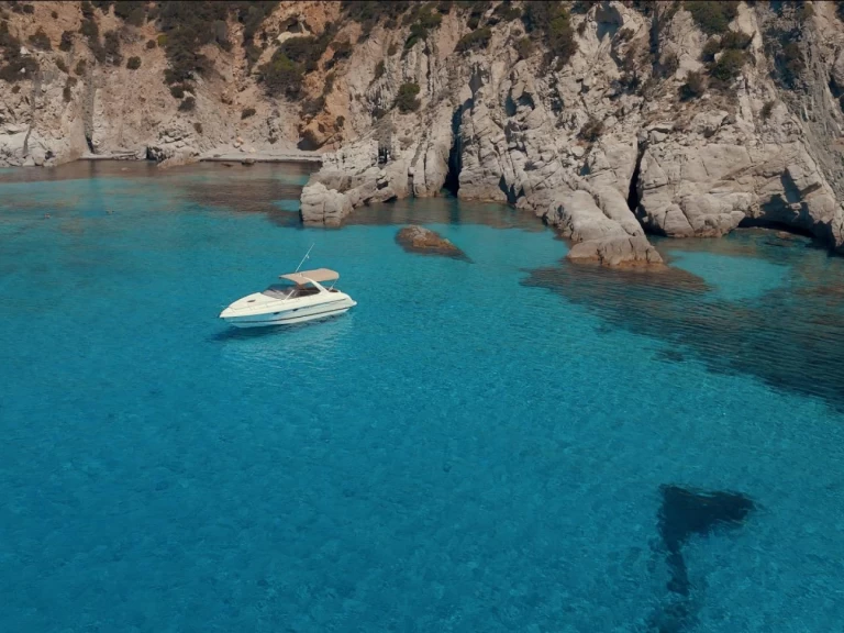 Motorboat hire in Villasimius - Airon Airon 325