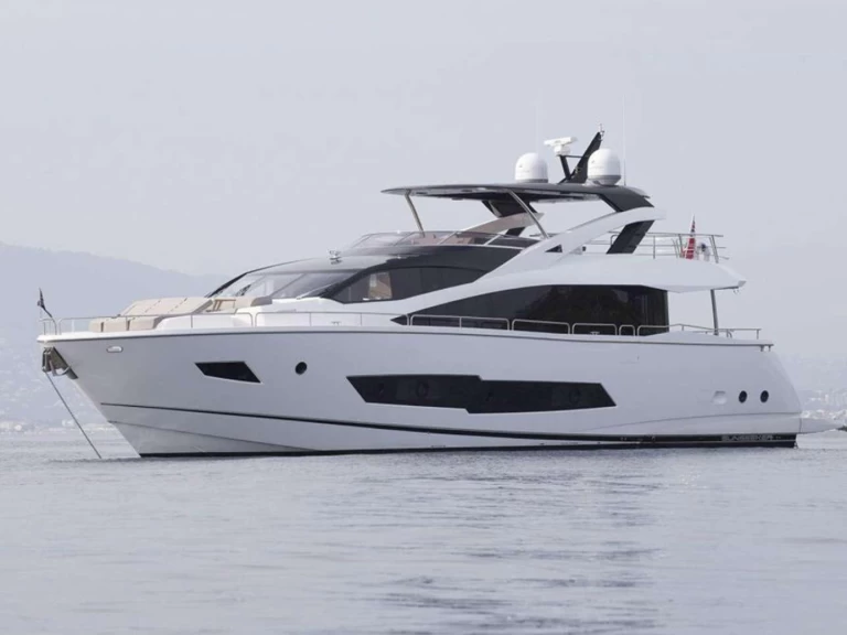 Luxury Yacht to hire Palma de Mallorca at the best price
