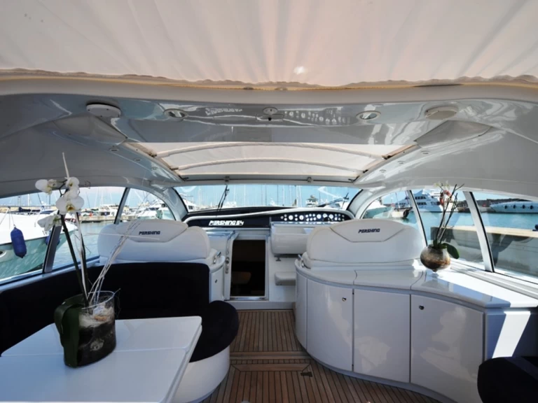 Hire Motorboat with or without skipper Pershing Poltu Quatu