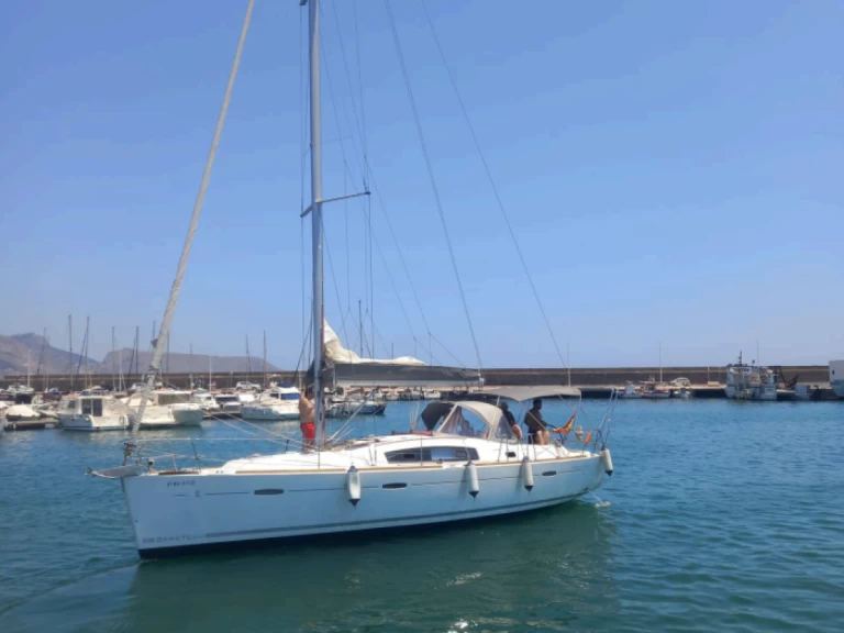 Bénéteau Oceanis 40 charter bareboat or skippered in  Puerto Altea