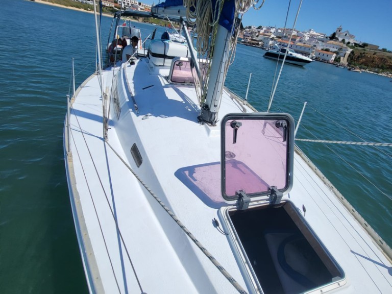 Hire Sailboat with or without skipper Sigma-Yachts Ferragudo