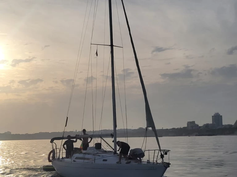 Hire Motorboat Sigma with a boat licence