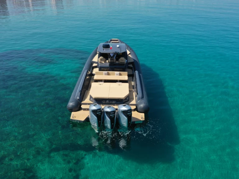 Hire a Altamarea Storm 46 Trapani Port