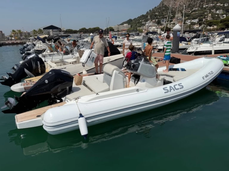 Yacht hire l'Estartit cheap Sacs S 700
