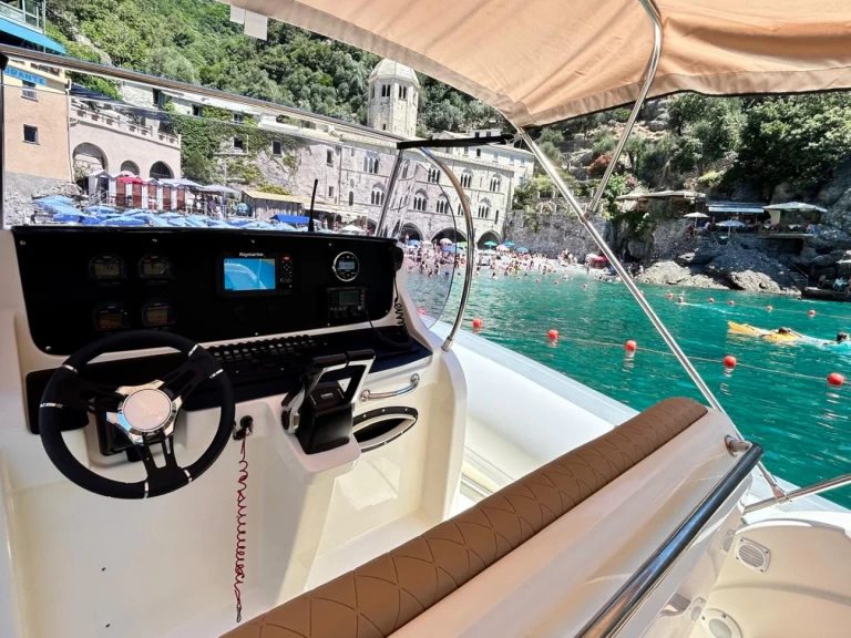 Charter a Italiamarine Portofino 28 in Santa Margherita Ligure on Samboat