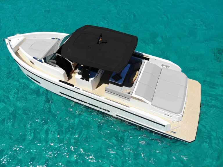 Motorboat hire in Ibiza Town - De Antonio 36