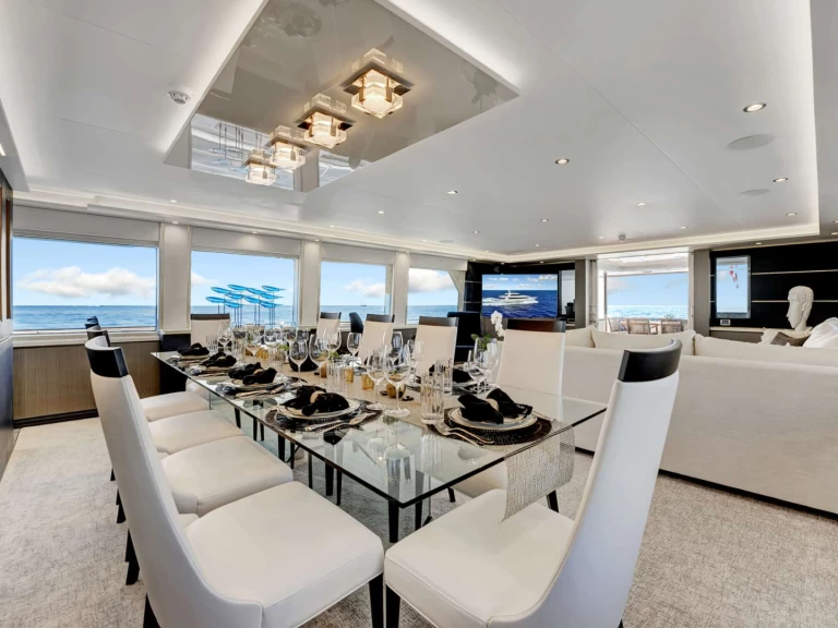 Luxury Yacht hire in Saint Thomas Island - Sovereign REAL SUMMERTIME