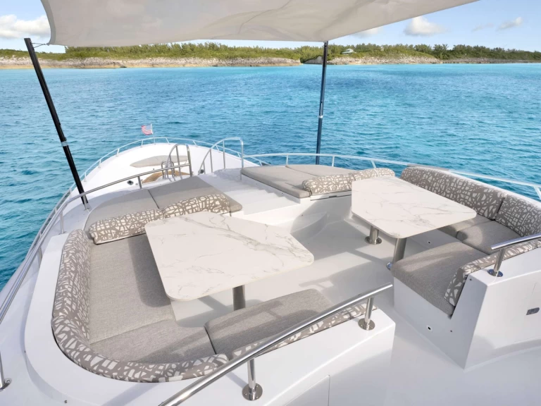 Hire Luxury Yacht with or without skipper Sovereign Saint Thomas Island
