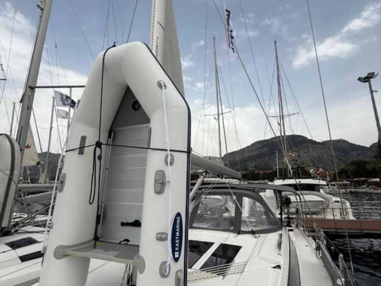 Hire a Bavaria Bavaria C46 Göcek